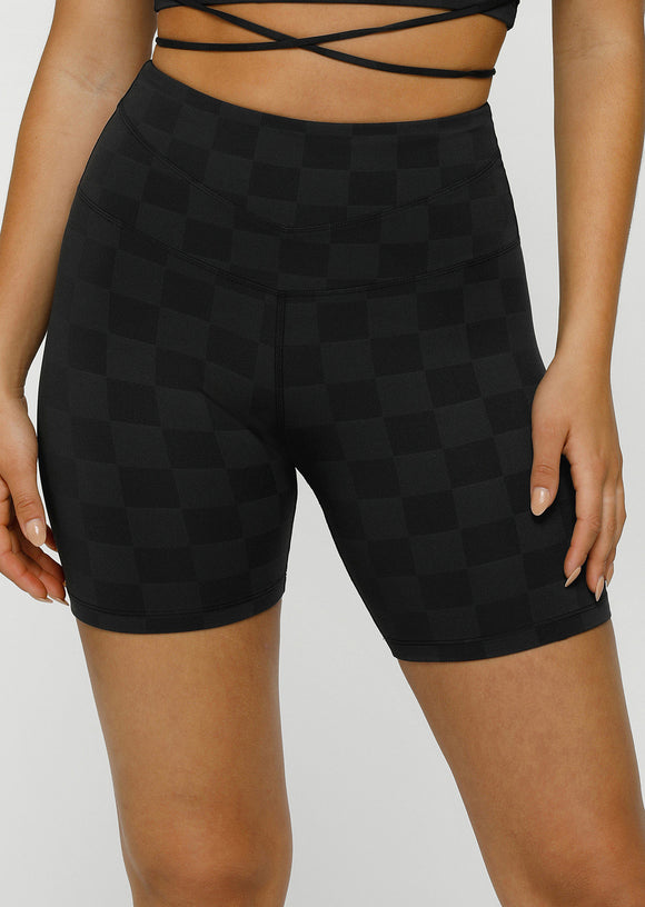 LORNA JANE LEGGING Checkerboard Bike Short - BLACK