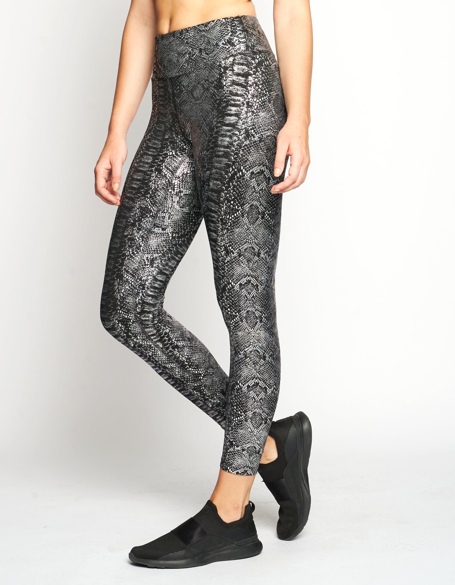 HEROINE LEGGING MARVEL [PYTHON] – StyleLabsBKK